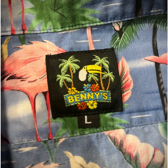 Benny’s Hawaiian shirt - Picture 7 of 8